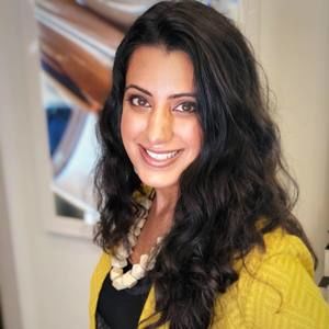 Meet your Posher, Saleema